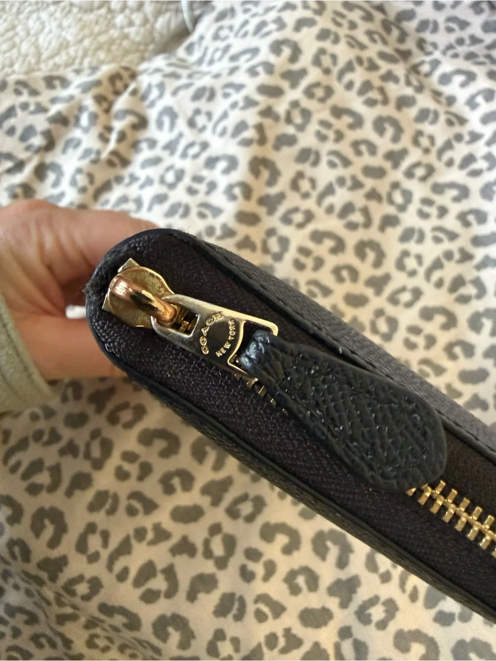 Coach Black Leather Zip ID Card Holder with Gold Hardware